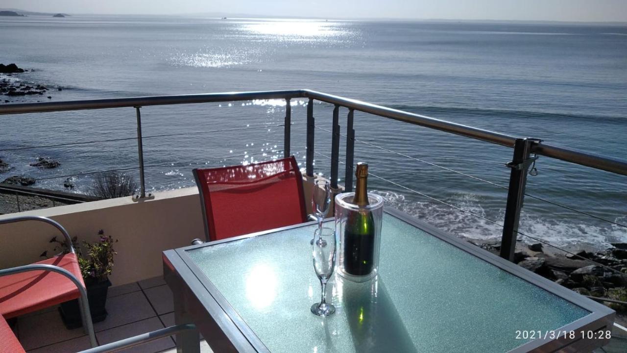 Appartement Cosy Les Pieds Dans L'Eau, Vue Mer Exceptionnelle كروزون المظهر الخارجي الصورة